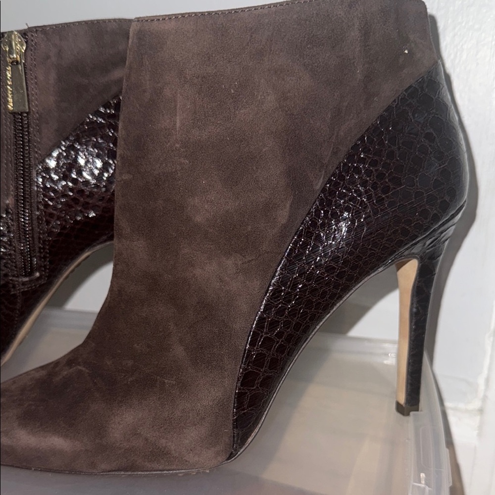 Vince Camuto Brown Heeled Boots Sleek Design
